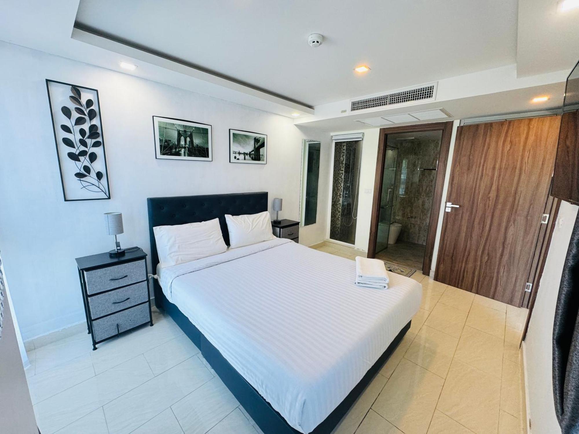 Appartamento Grand Avenue Conde Pattaya Esterno foto